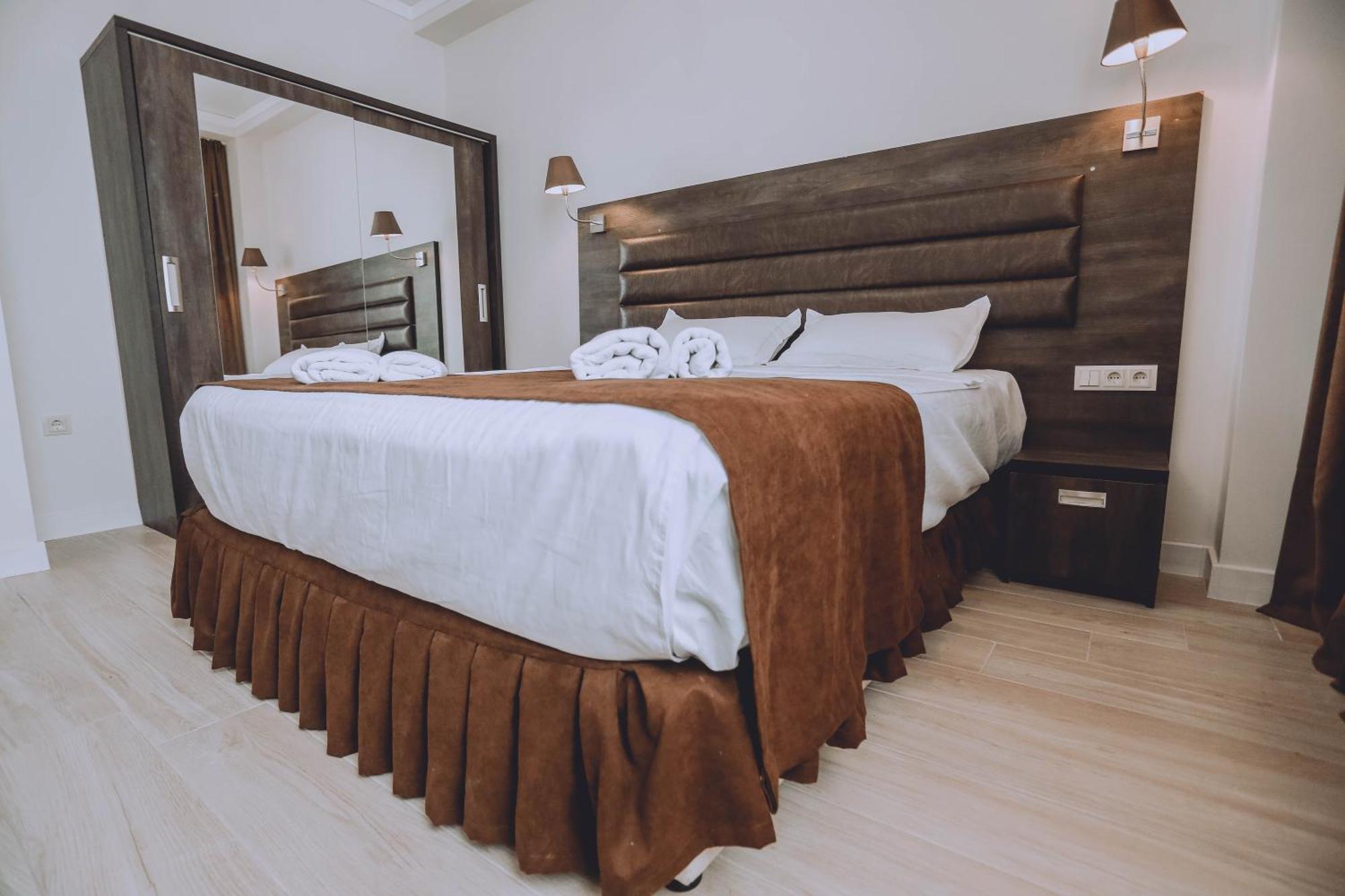 Royal Medis Hotel 巴统 外观 照片