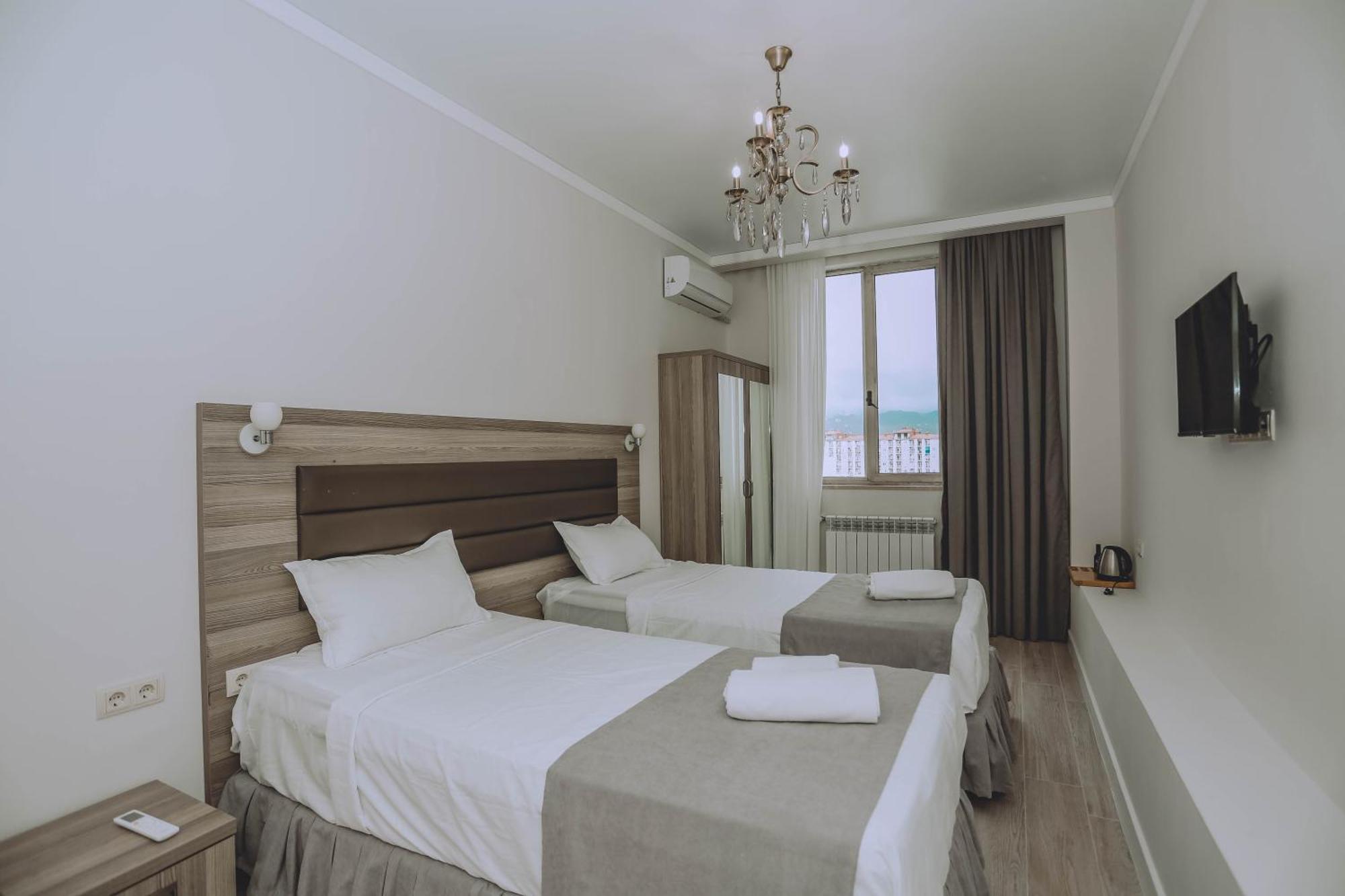 Royal Medis Hotel 巴统 外观 照片