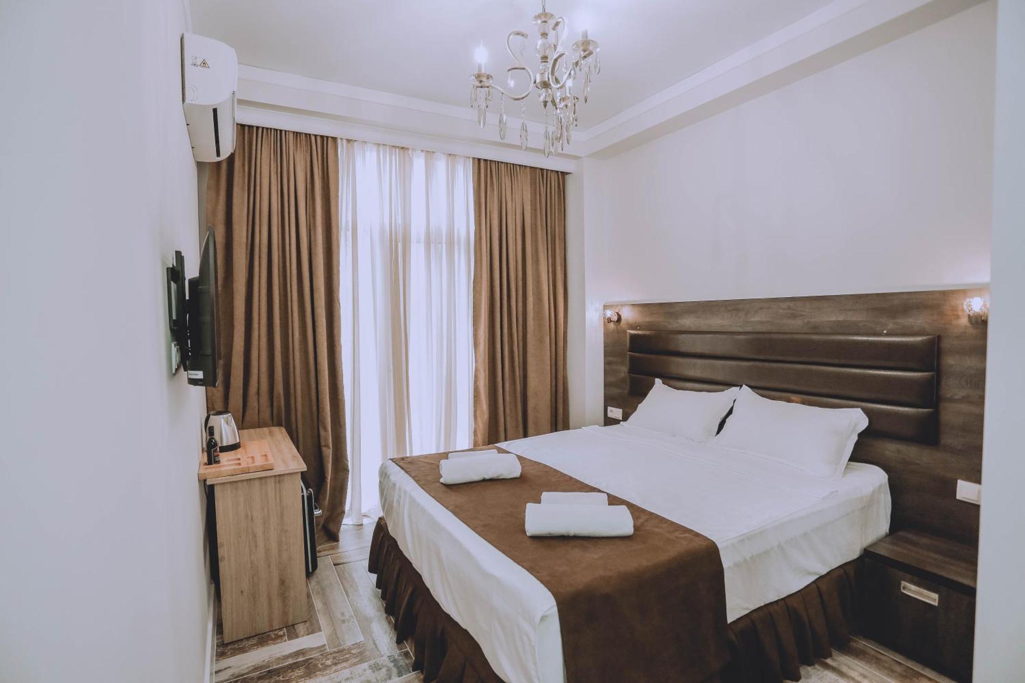 Royal Medis Hotel 巴统 外观 照片