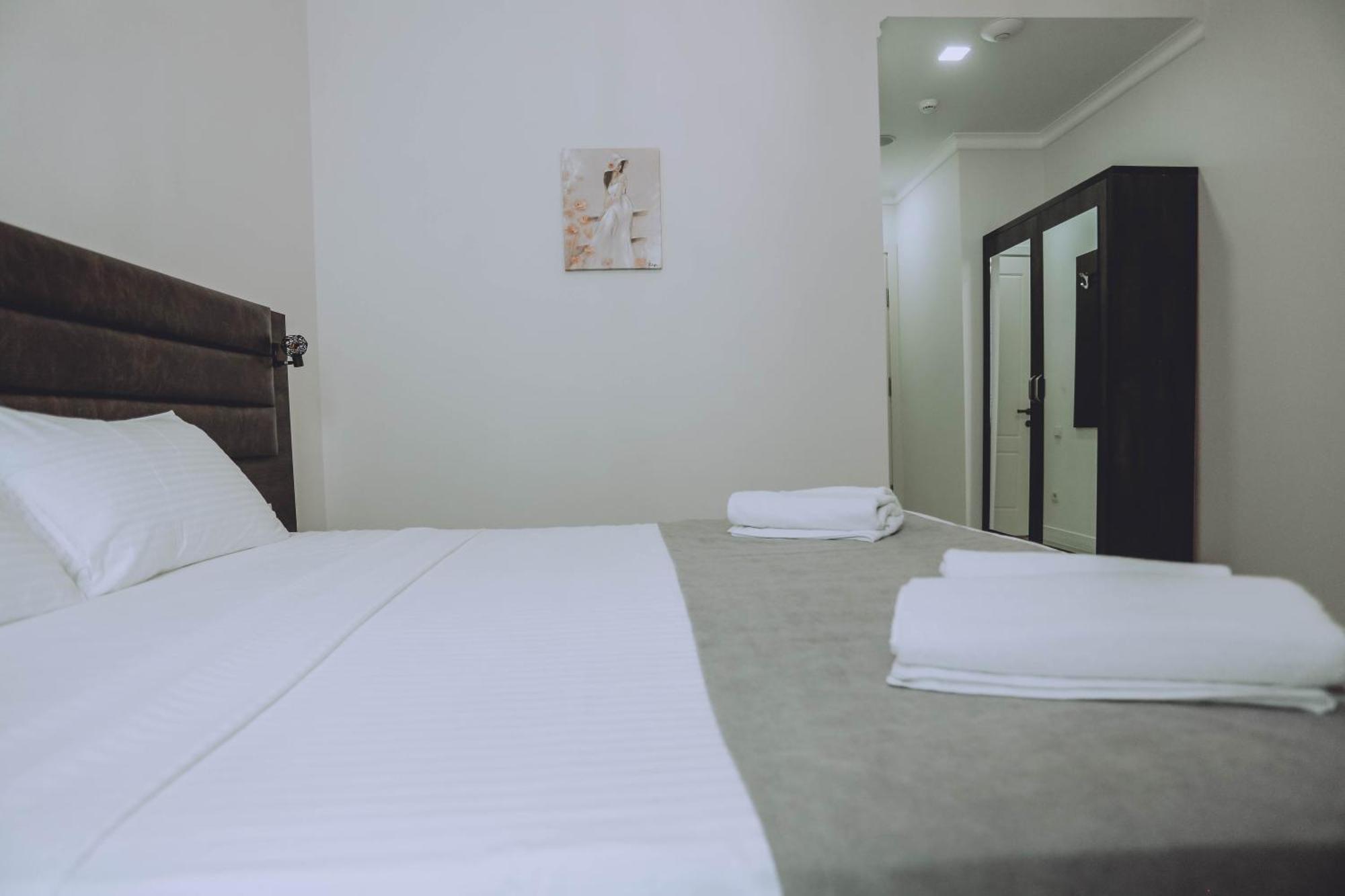 Royal Medis Hotel 巴统 外观 照片