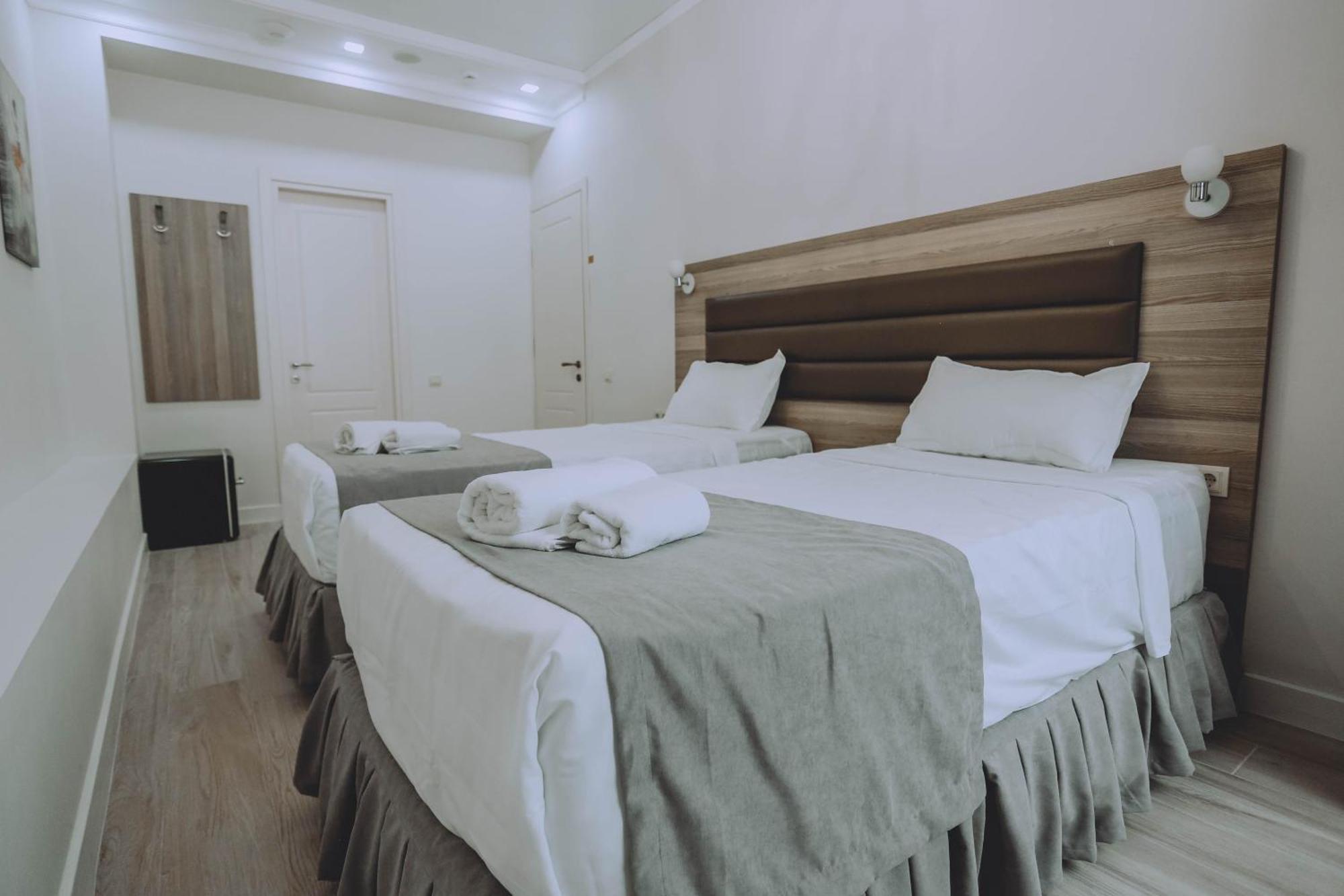 Royal Medis Hotel 巴统 外观 照片