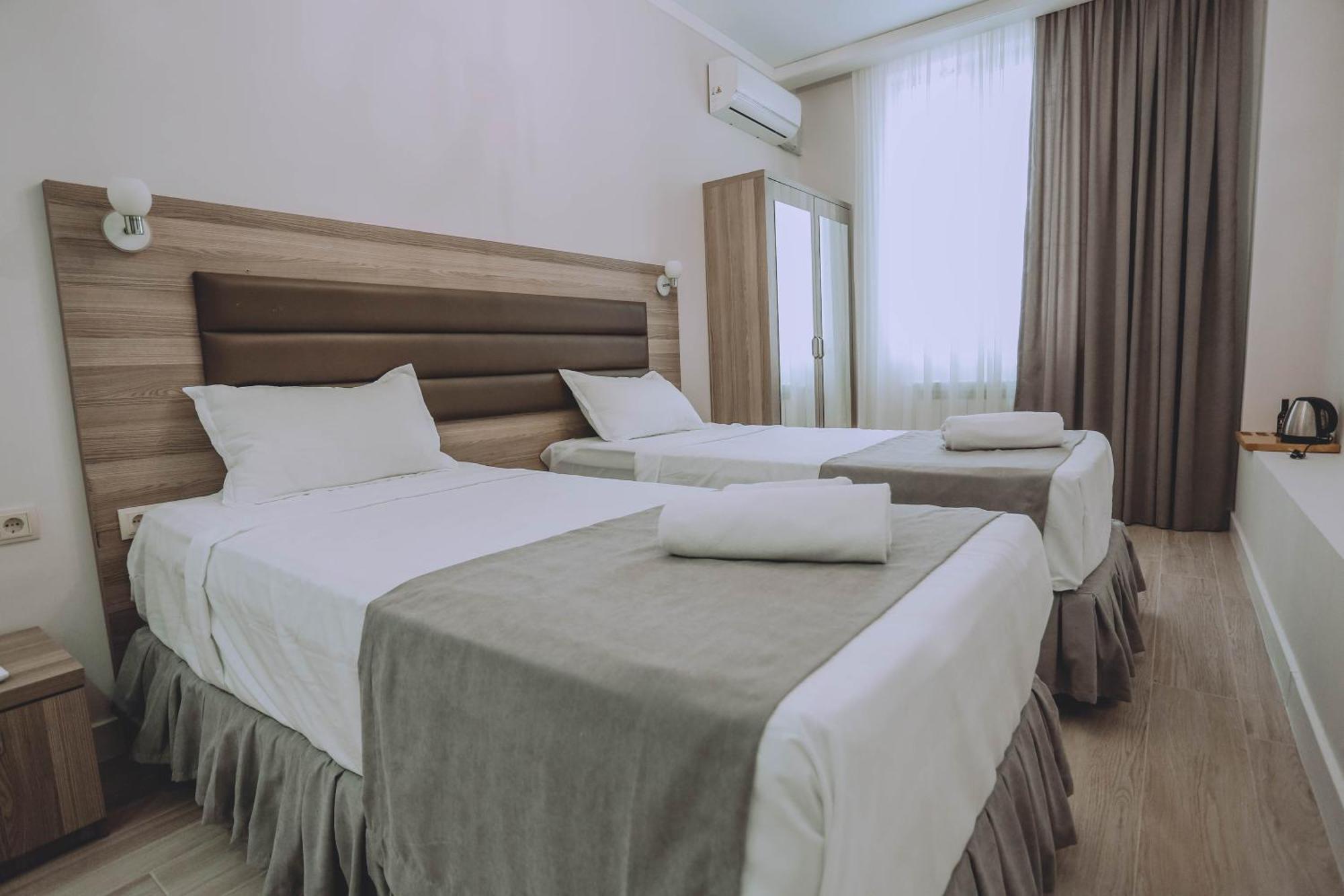 Royal Medis Hotel 巴统 外观 照片