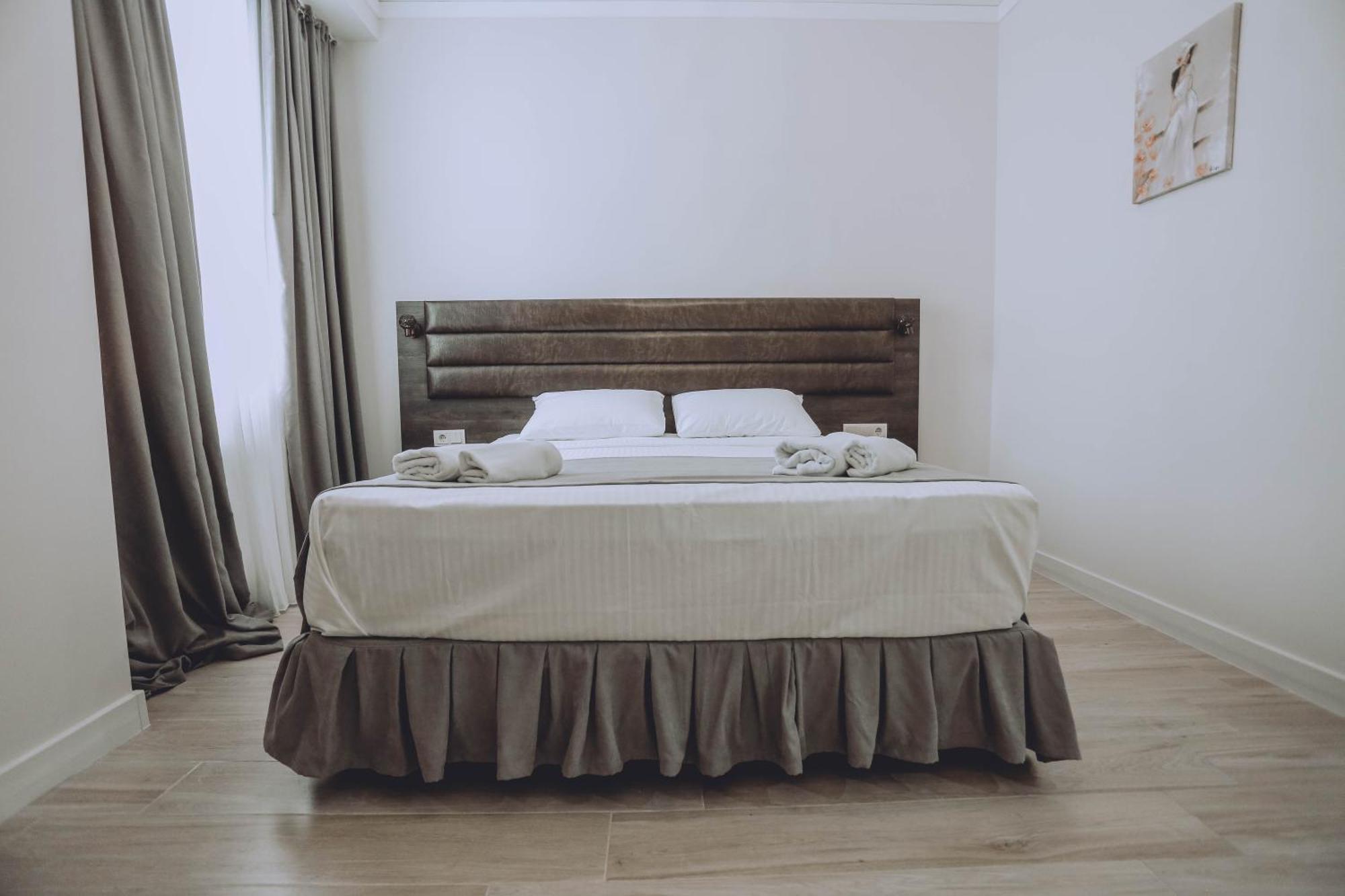 Royal Medis Hotel 巴统 外观 照片