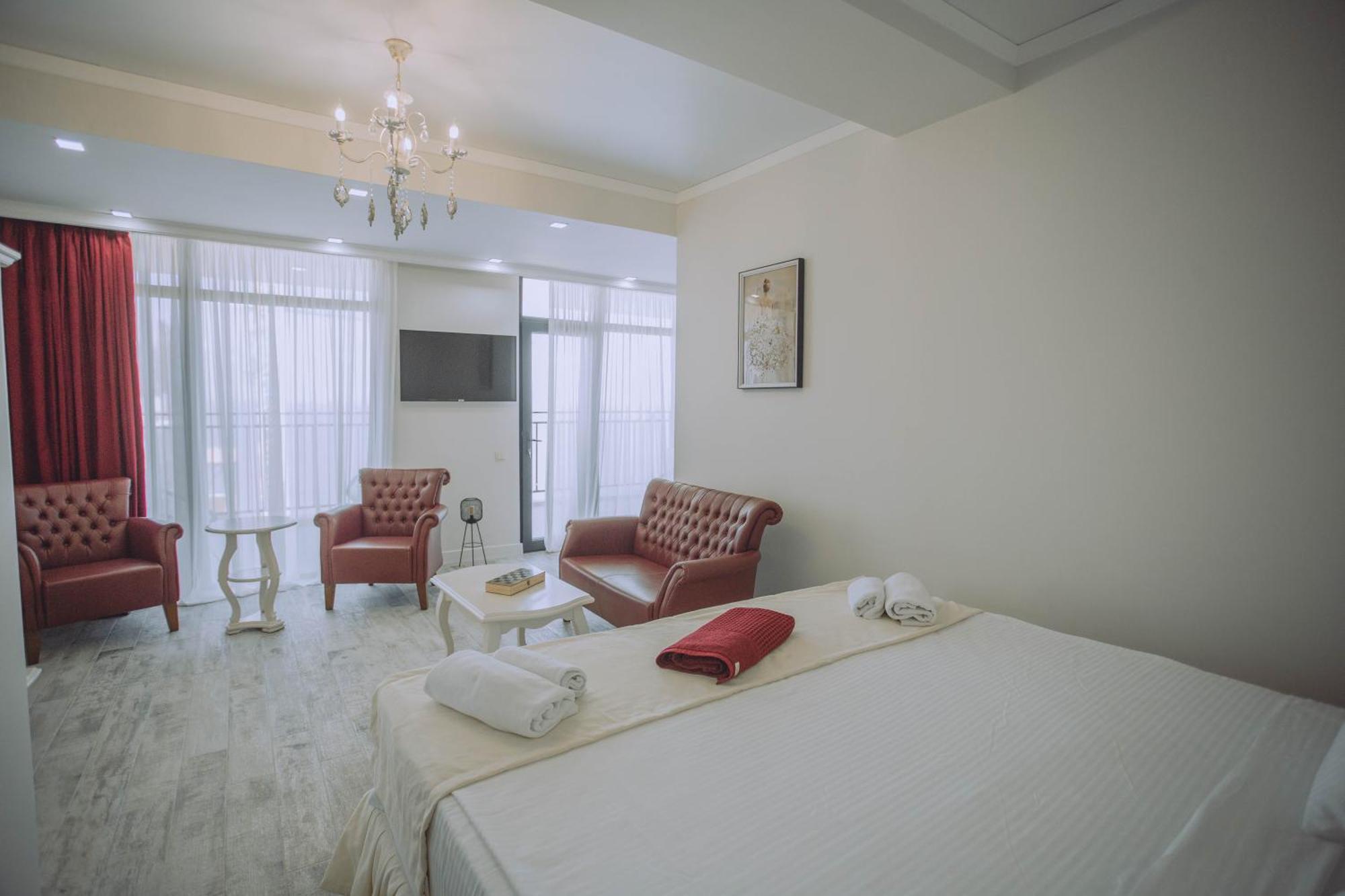 Royal Medis Hotel 巴统 外观 照片