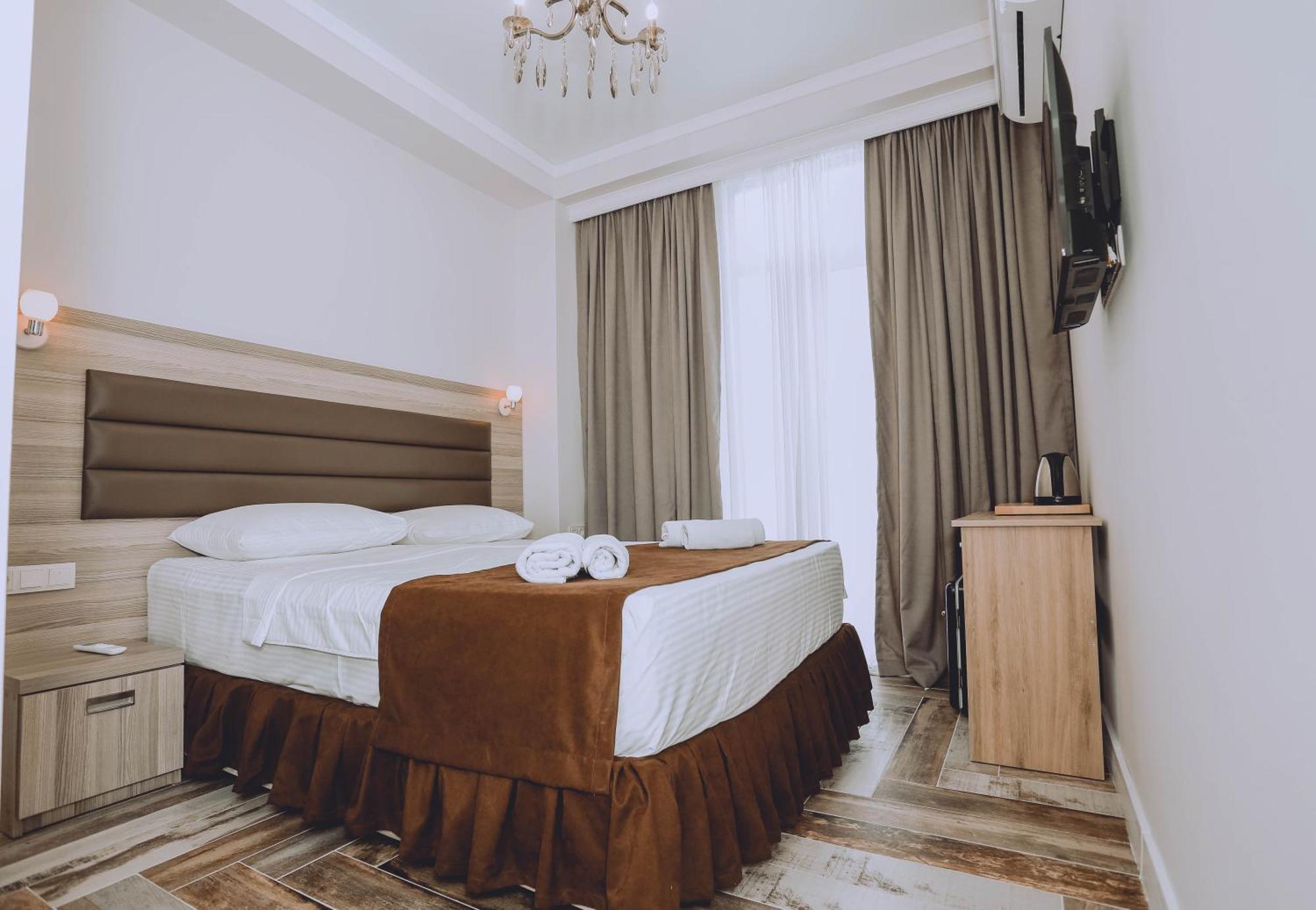 Royal Medis Hotel 巴统 外观 照片