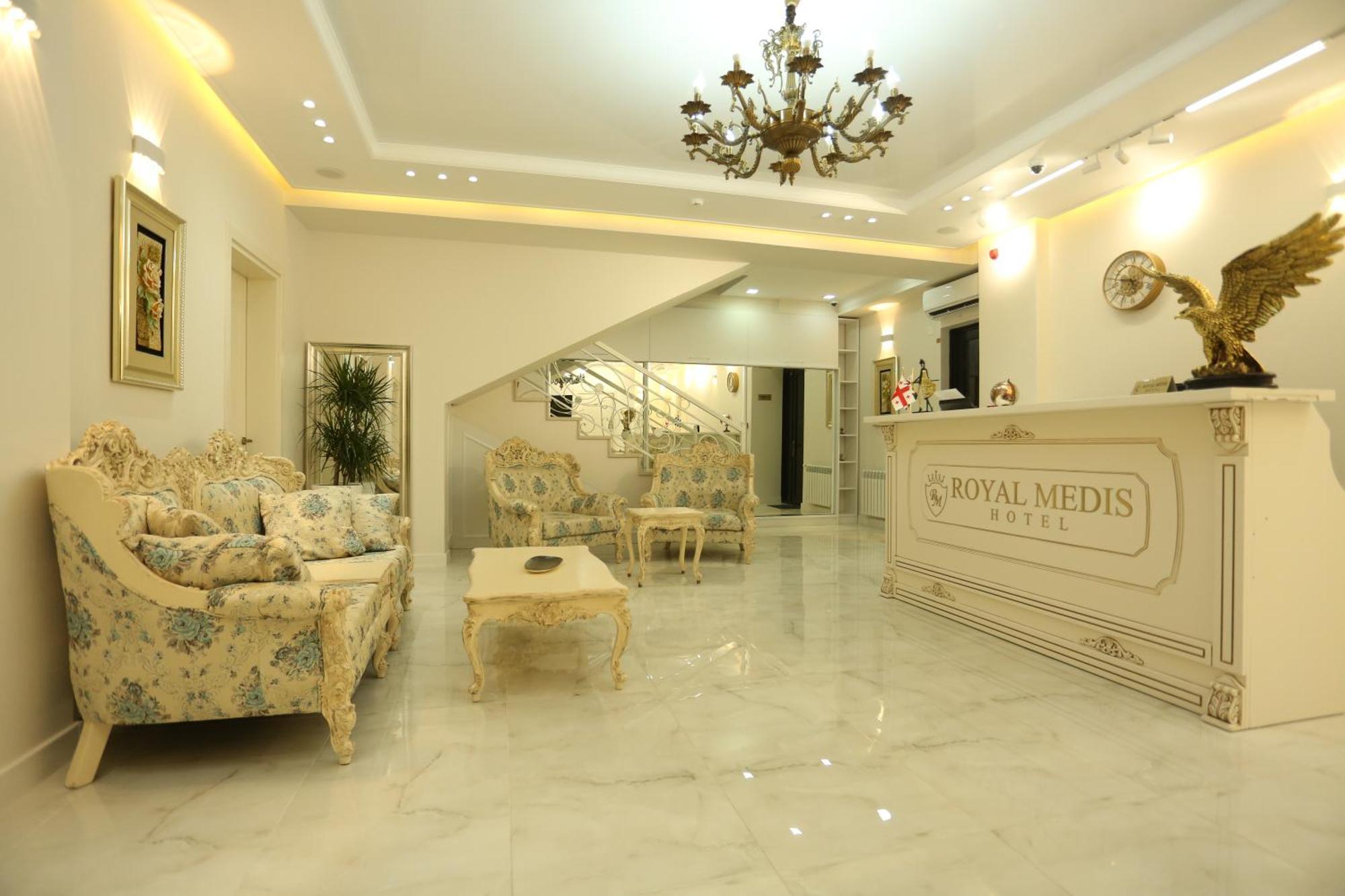 Royal Medis Hotel 巴统 外观 照片